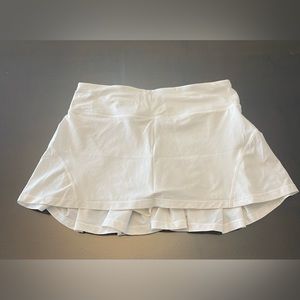 White lululemon skirt